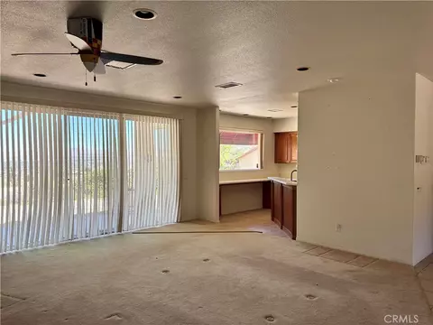 Living - 7495 Canyon Dr, Yucca Valley, CA 92284 photo 8 of 8