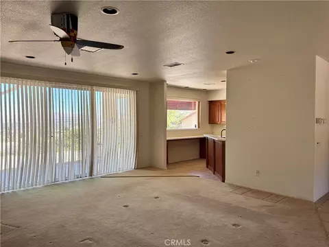 Living - 7495 Canyon Dr, Yucca Valley, CA 92284 photo 8 of 8