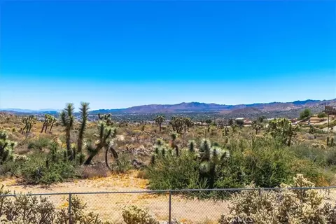 Other - 7495 Canyon Dr, Yucca Valley, CA 92284 photo 3 of 16
