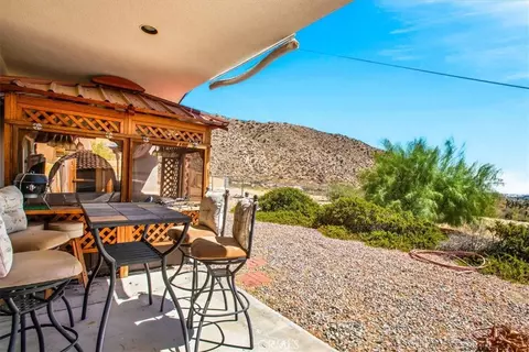 Exterior - 7495 Canyon Dr, Yucca Valley, CA 92284 photo 6 of 12