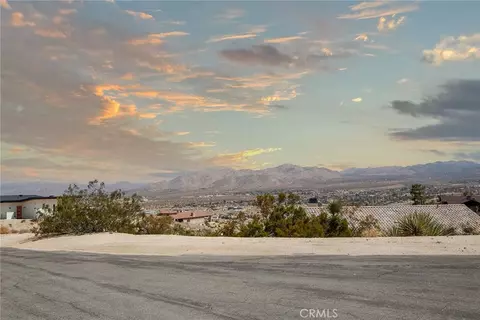 999 Mandarin Rd, Yucca Valley, CA 92284