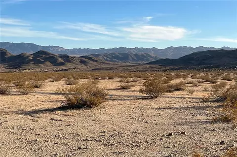 1111 Rainier Rd, Twentynine Palms, CA 92277