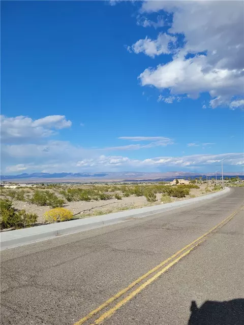 10 Bailey Ave, Needles, CA 92363 photo 4