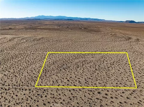 0 Saturn St, Joshua Tree, CA 92252