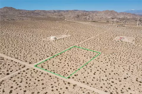 7200 Sun View Ave, Joshua Tree, CA 92252