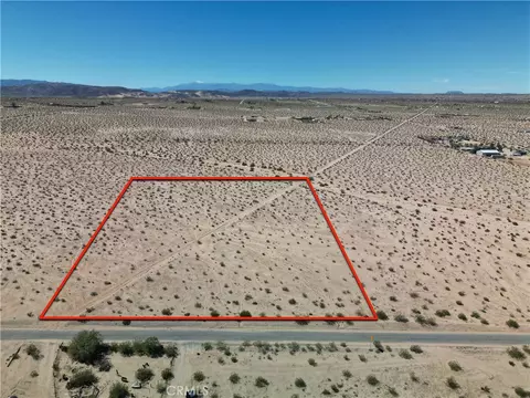 3492 Meldora Ave, Twentynine Palms, CA 92277
