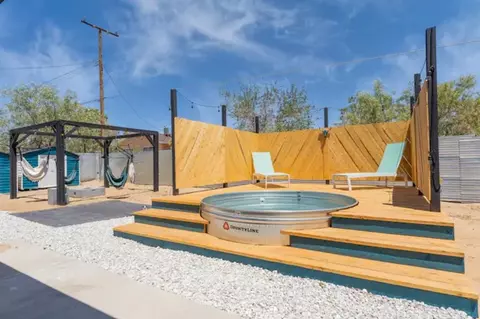 Exterior - 61938 Oleander Dr, Joshua Tree, CA 92252 photo 2 of 7