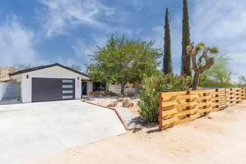 Exterior - 61938 Oleander Dr, Joshua Tree, CA 92252 photo 5 of 7