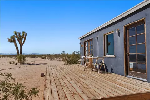 Exterior - 66750 Pole Line Rd, Joshua Tree, CA 92252 photo 9 of 10