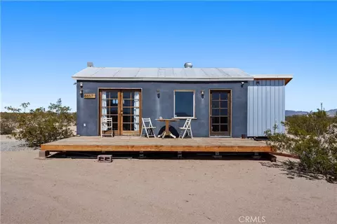 Exterior - 66750 Pole Line Rd, Joshua Tree, CA 92252 photo 5 of 10
