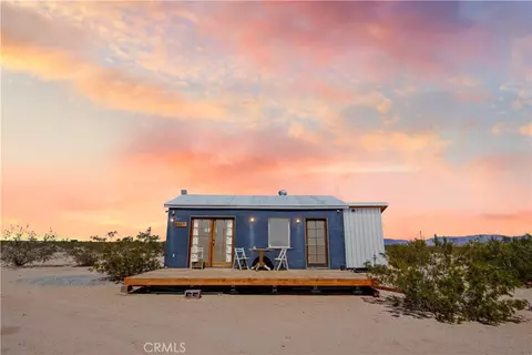 Exterior - 66750 Pole Line Rd, Joshua Tree, CA 92252 photo 3 of 10