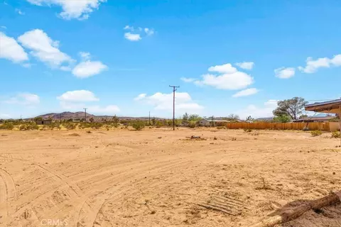 Other - 59724 Stearman Rd, Landers, CA 92285 photo 5 of 10