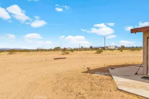 Exterior - 59724 Stearman Rd, Landers, CA 92285 photo 5 of 7