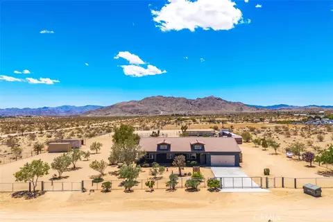 60849 Duvall Dr, Joshua Tree, CA 92252