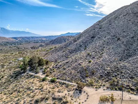 50125 Cedar Dr, Morongo Valley, CA 92256