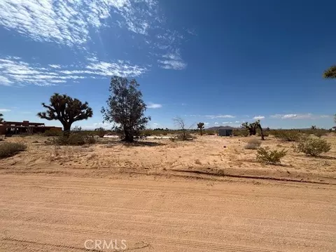 1 Mitch Rd, Landers, CA 92284