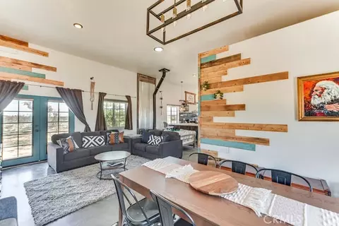 58725 Botkin Rd, Landers, CA 92285