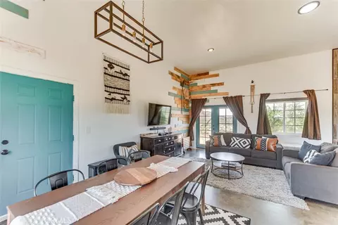 Dining - 58725 Botkin Rd, Landers, CA 92285 photo 2 of 2