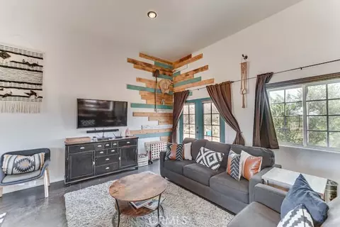 Living - 58725 Botkin Rd, Landers, CA 92285 photo 2 of 4