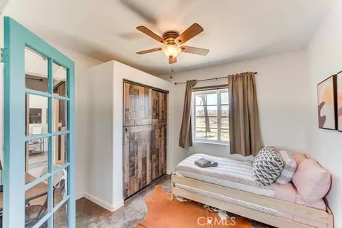 Bedroom - 58725 Botkin Rd, Landers, CA 92285 photo 4 of 5