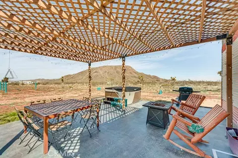 Exterior - 58725 Botkin Rd, Landers, CA 92285 photo 2 of 6
