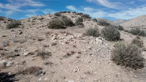 50565 Burns Canyon Rd, Pioneertown, CA 92252
