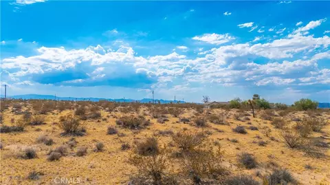 6151 Polands Way, Landers, CA 92284 photo 23