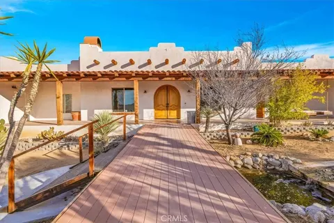 7423 Juniper Rd, Joshua Tree, CA 92252