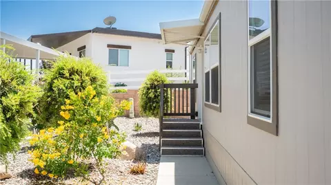 1134 Villa Calimesa Ln #SPC 52, Calimesa, CA 92320