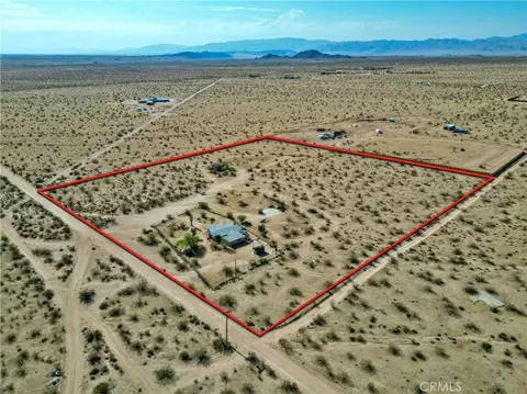 View/Area - 62105 Moon Dr, Joshua Tree, CA 92252 photo 2 of 11