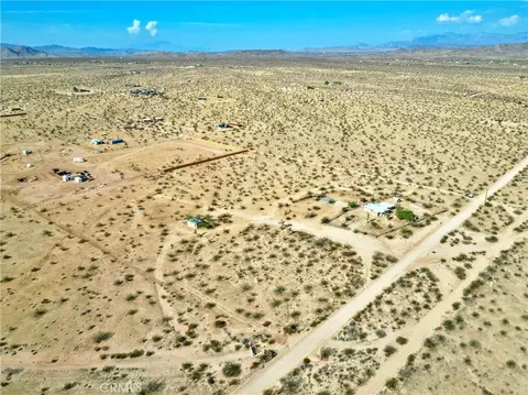 View/Area - 62105 Moon Dr, Joshua Tree, CA 92252 photo 5 of 11