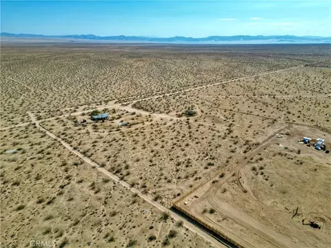 View/Area - 62105 Moon Dr, Joshua Tree, CA 92252 photo 10 of 11