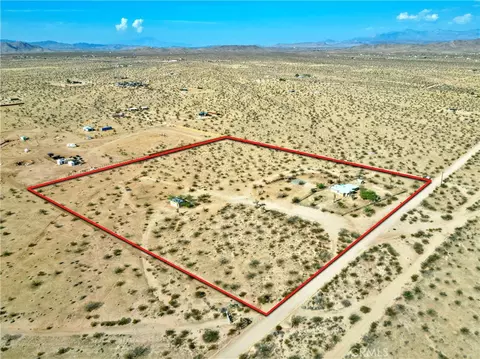 View/Area - 62105 Moon Dr, Joshua Tree, CA 92252 photo 6 of 11