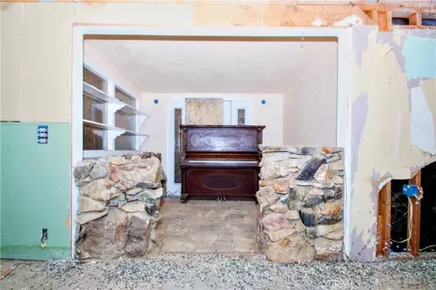 Other - 62105 Moon Dr, Joshua Tree, CA 92252 photo 3 of 5