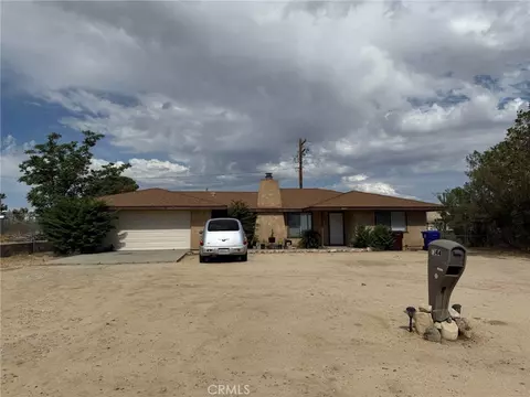 7344 Palm Ave, Yucca Valley, CA 92284