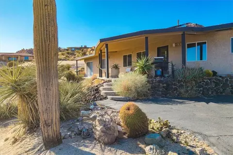 57249 Farrelo Rd, Yucca Valley, CA 92284