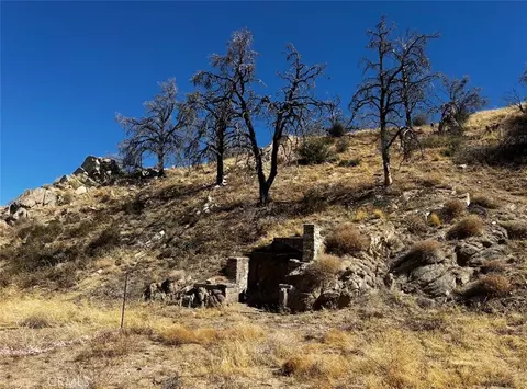 195 Ste2 Min Bg, Llano, CA 93544 photo 11