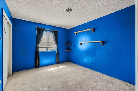 Bedroom - 7515 Pinon Dr, Yucca Valley, CA 92284 photo 2 of 5