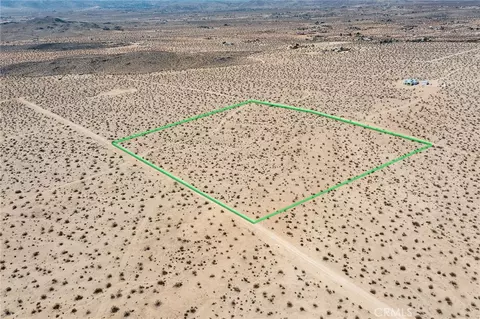 2650 Delaware Ave, Joshua Tree, CA 92252