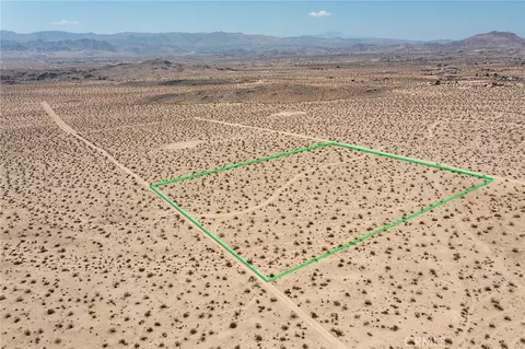 2649 Delaware Ave, Joshua Tree, CA 92252