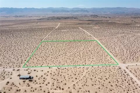 2549 Delaware Ave, Joshua Tree, CA 92252