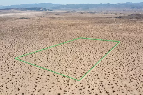 1234 Sunever Rd, Joshua Tree, CA 92252