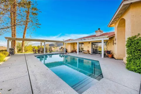 Exterior - 10341 Pinon Ave, Morongo Valley, CA 92256 photo 13 of 35
