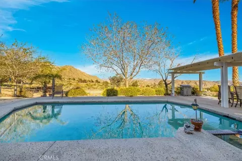Exterior - 10341 Pinon Ave, Morongo Valley, CA 92256 photo 16 of 35