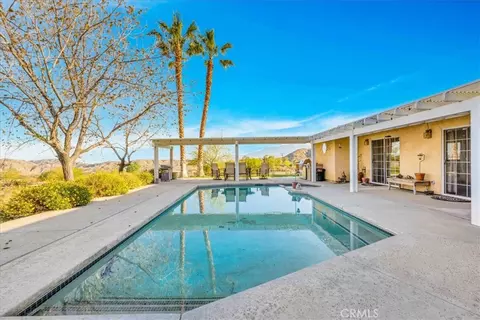 Exterior - 10341 Pinon Ave, Morongo Valley, CA 92256 photo 12 of 35