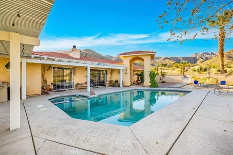 Exterior - 10341 Pinon Ave, Morongo Valley, CA 92256 photo 14 of 35