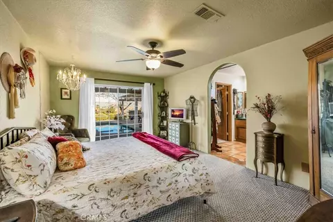 Bedroom - 10341 Pinon Ave, Morongo Valley, CA 92256 photo 1 of 5