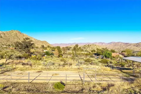 Exterior - 10341 Pinon Ave, Morongo Valley, CA 92256 photo 20 of 35