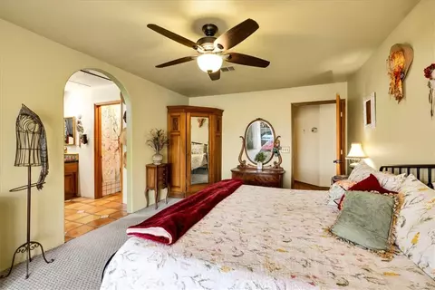 Bedroom - 10341 Pinon Ave, Morongo Valley, CA 92256 photo 3 of 5