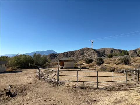Exterior - 10341 Pinon Ave, Morongo Valley, CA 92256 photo 29 of 35
